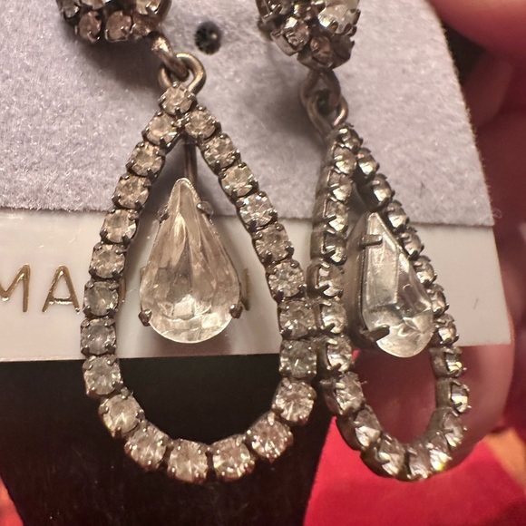 Elegant Silver Crystal Drop Earrings - Picture 8 of 10